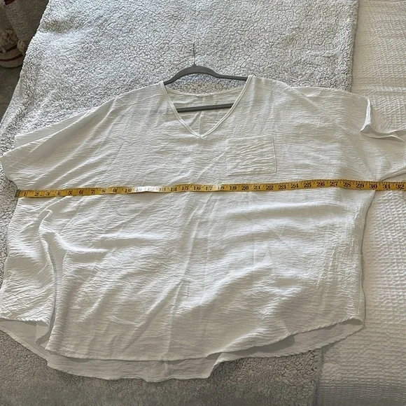 Jodifl Women's M Flutter Sleeve Pocket Tee Shirt White Crepe Texture Oversized - Picture 9 of 11